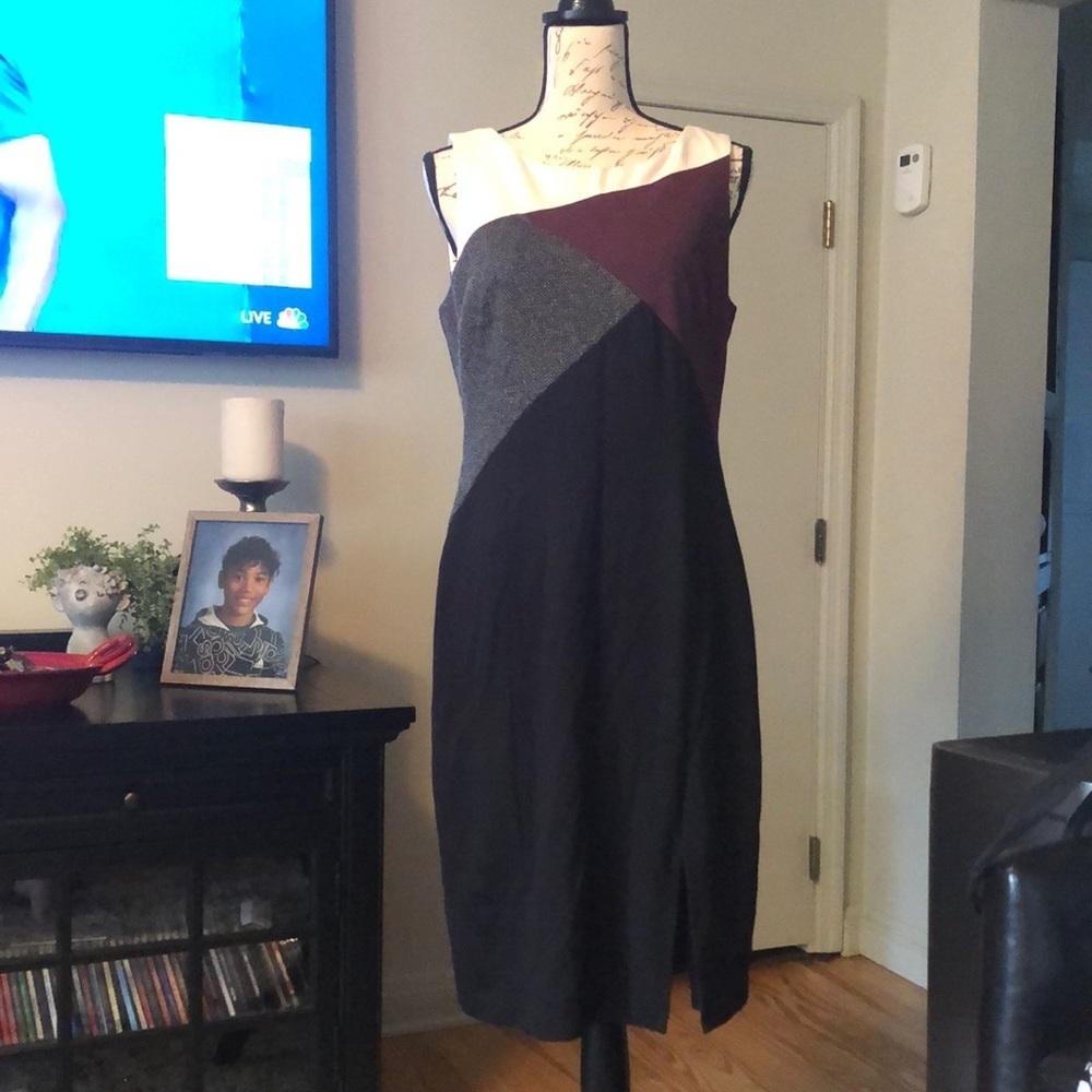 LAST CHANCE 💄 WHBM Sleeveless Sheath Dress, size 10